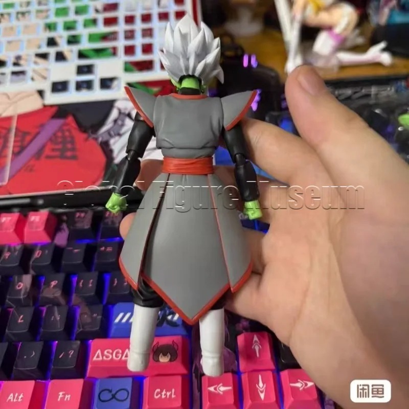 Em estoque: Bandai S.H.Figuart - Bandai Tamashii Nations S.H.Figuarts avaliação e preço